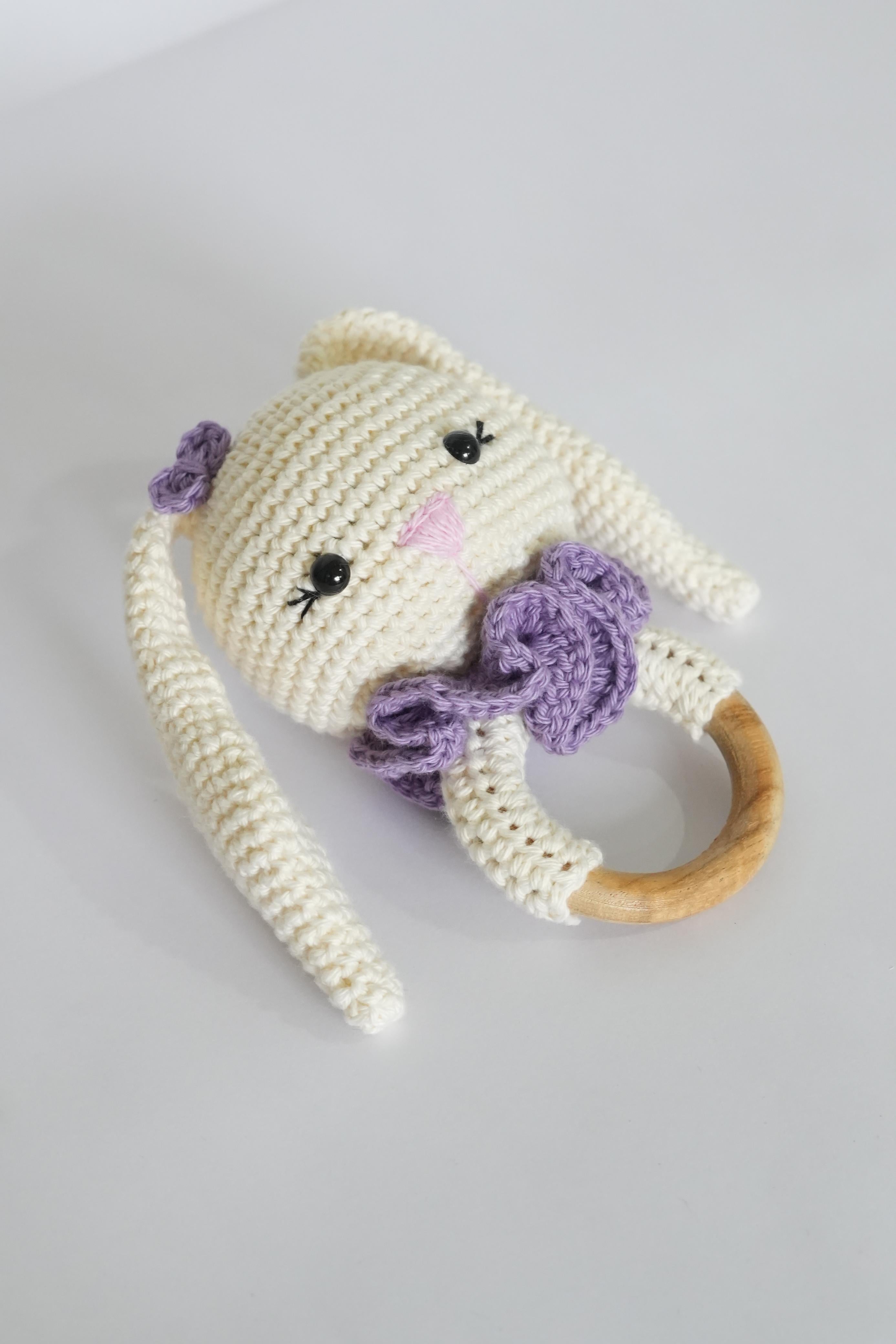 Luna Rattle